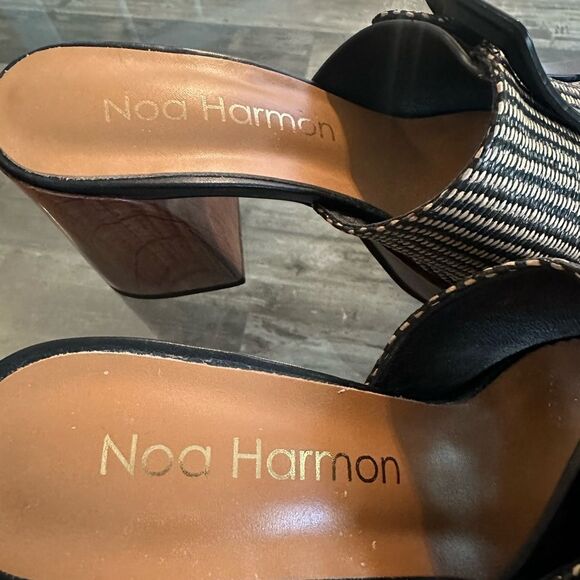 Black and Tan Wedge Sandal - Picture 9 of 9